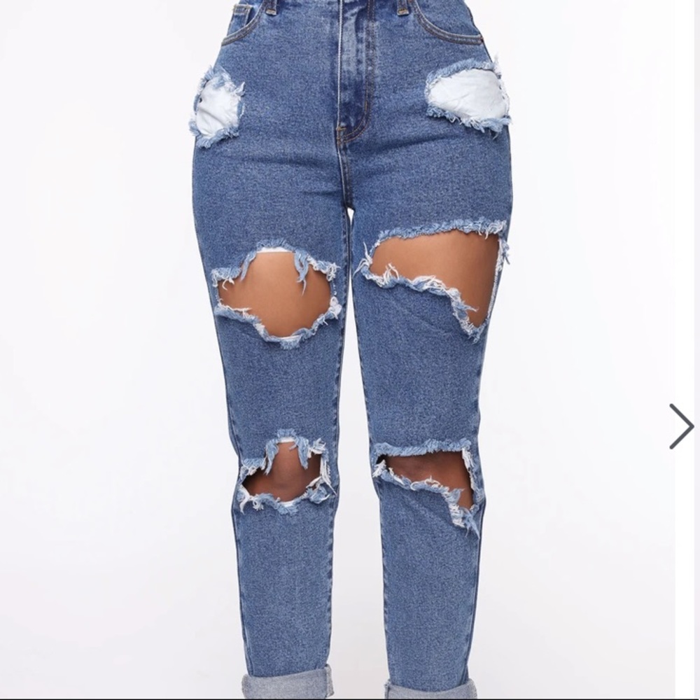 FashionNova Cara Distressed Boyfriend Jeans